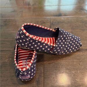 Bobs Skechers women’s Starry Slip-On Slippers - Blue and Red
